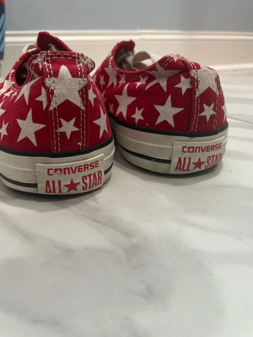 Converse Red Star-Print Low Top Sneakers - Picture 6 of 7